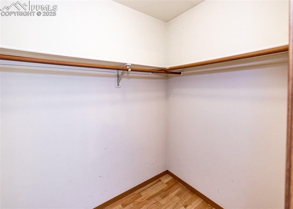 Image 17 of 34: Closet