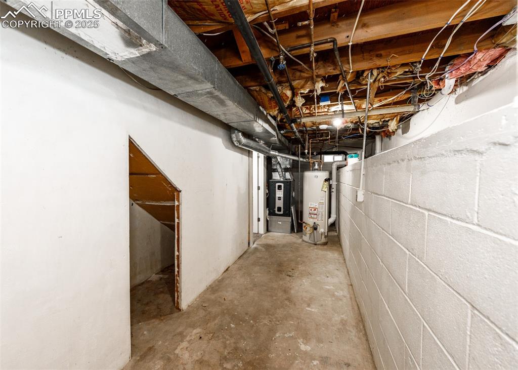 Image 38 of 42: Basement