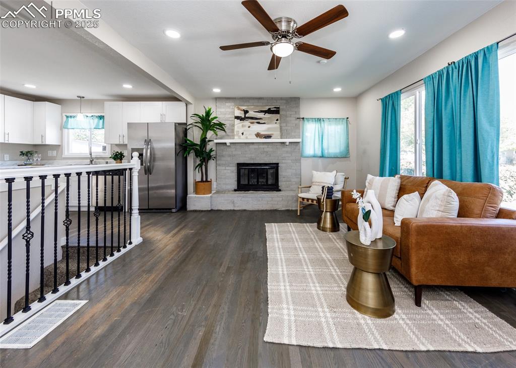 Image 8 of 42: Living Room