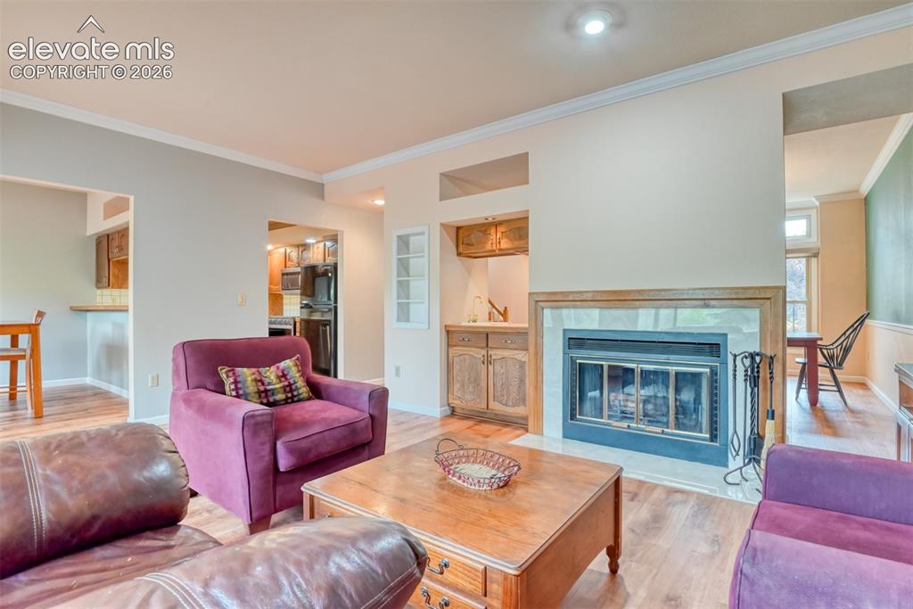 Image 11 of 39: Living Room