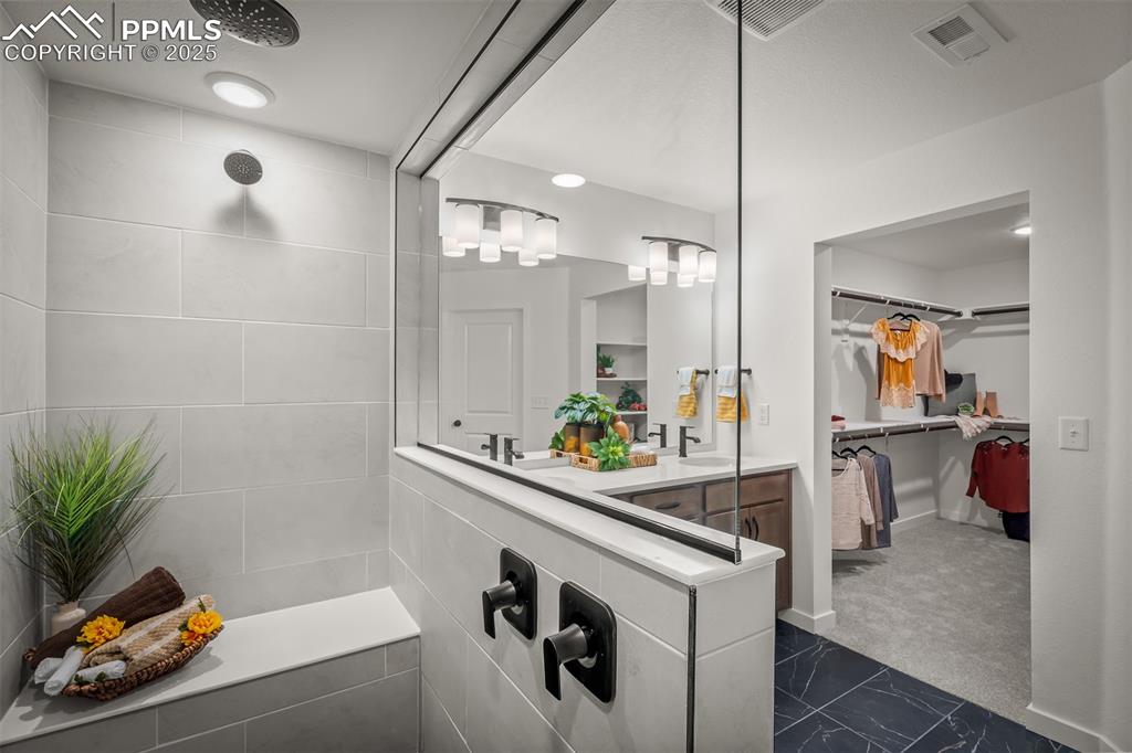 Image 20 of 31: Master Bathroom