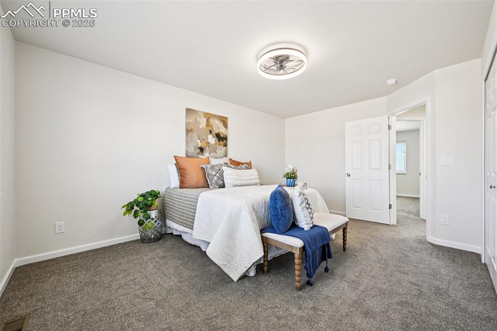 Image 25 of 39: Bedroom