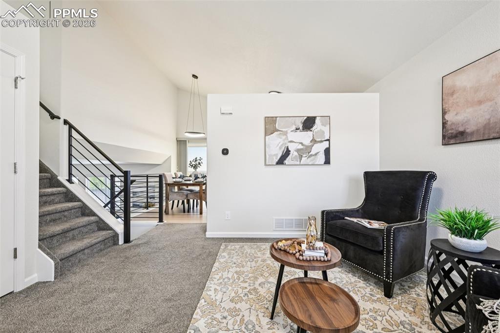 Image 5 of 39: Sitting Room