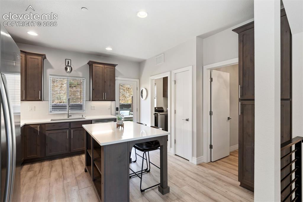 Image 10 of 43: Kitchen