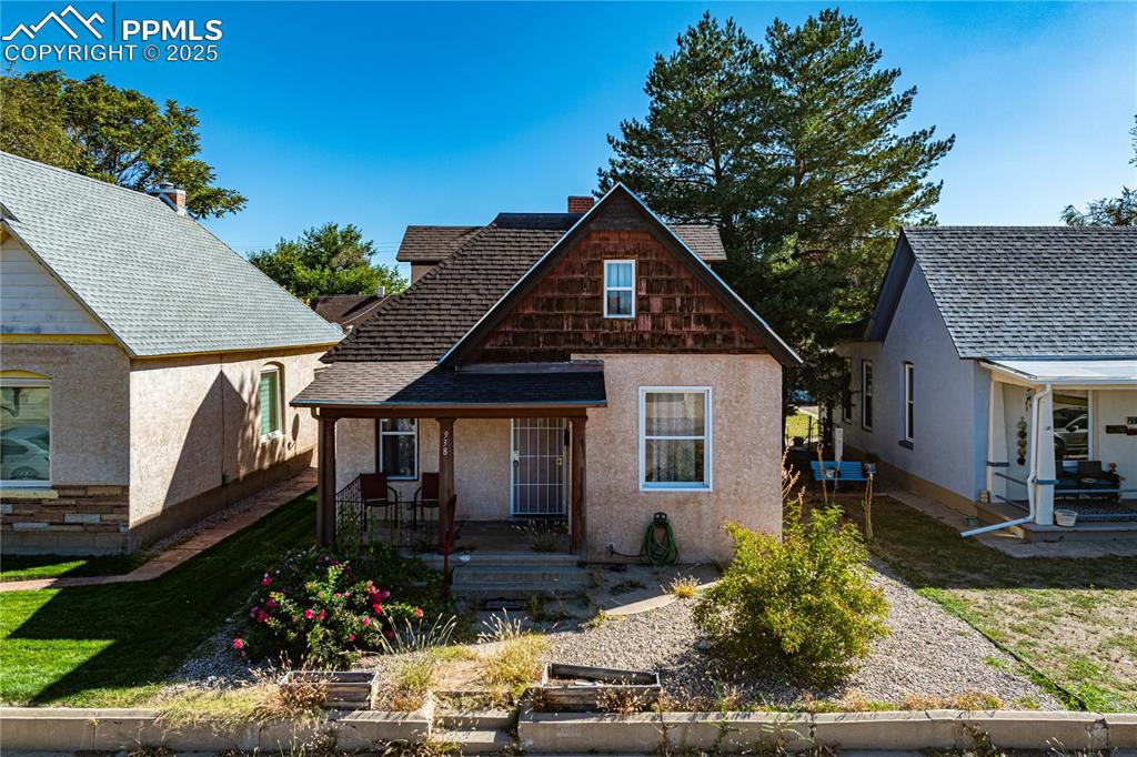 Image 19 of 25: Front of Structure