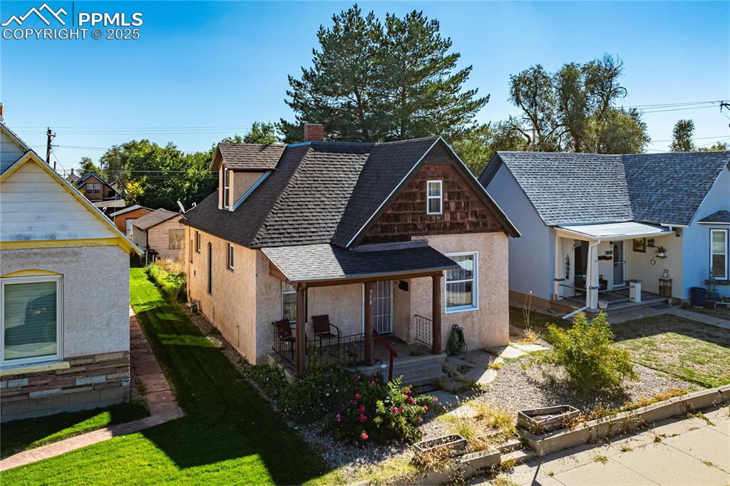 Image 20 of 25: Front of Structure