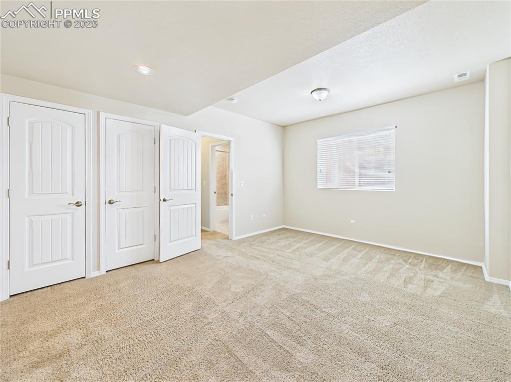 Image 36 of 50: Large layout with natural light and neutral finishes, perfect as a guest su