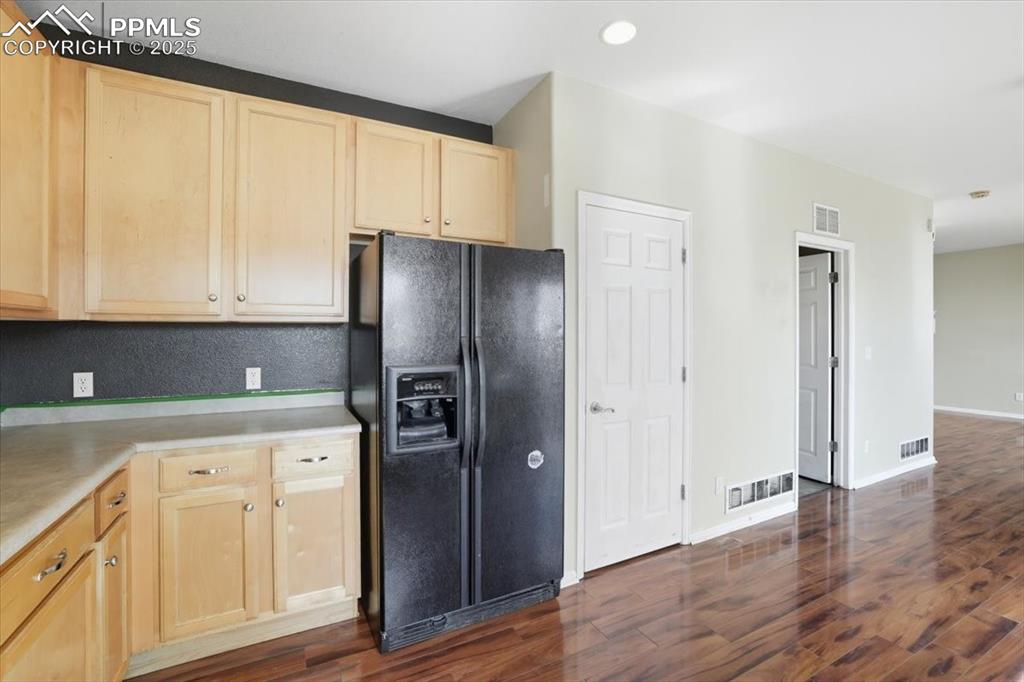 Image 13 of 44: Kitchen.