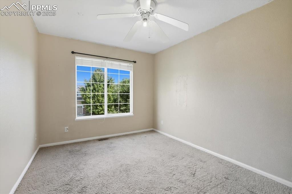 Image 23 of 44: 3rd upper bedroom.