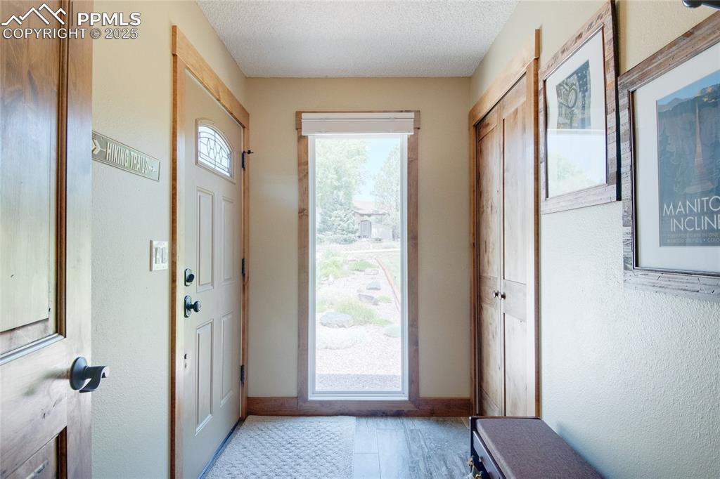 Image 5 of 47: Entry