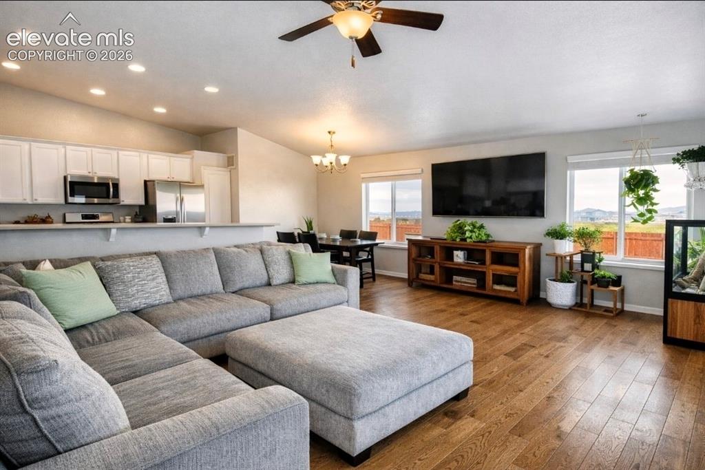 Image 11 of 32: Living Room