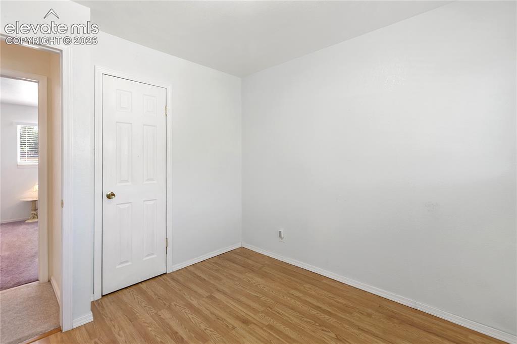 Image 19 of 40: Bedroom