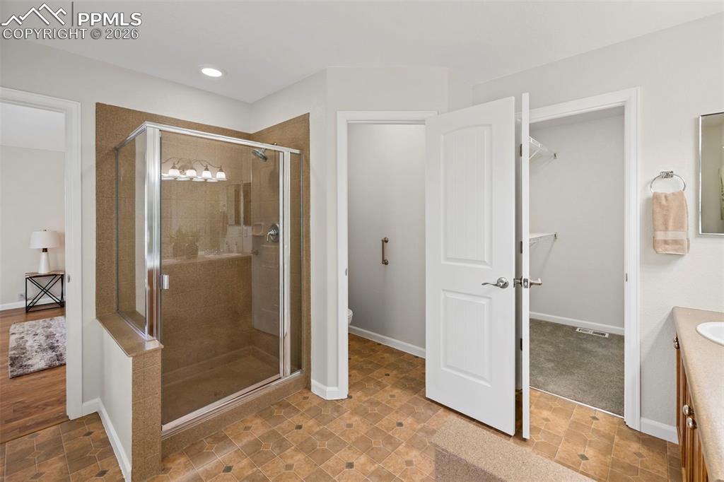 Image 18 of 41: Master Bathroom