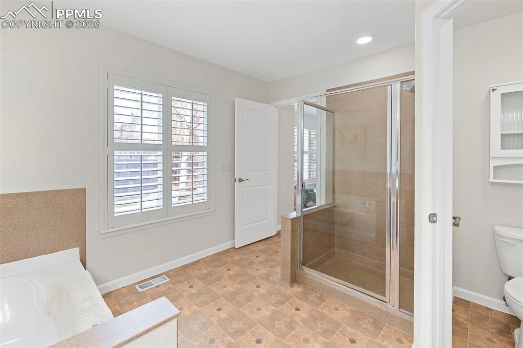 Image 19 of 41: Master Bathroom