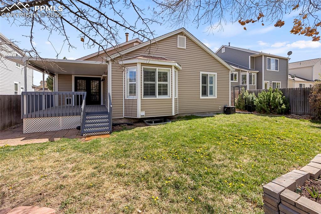 Image 31 of 41: Back of Structure