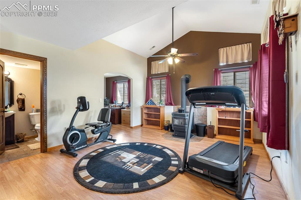 Image 23 of 38: Flexible room for fitness, hobbies, or playroom use
