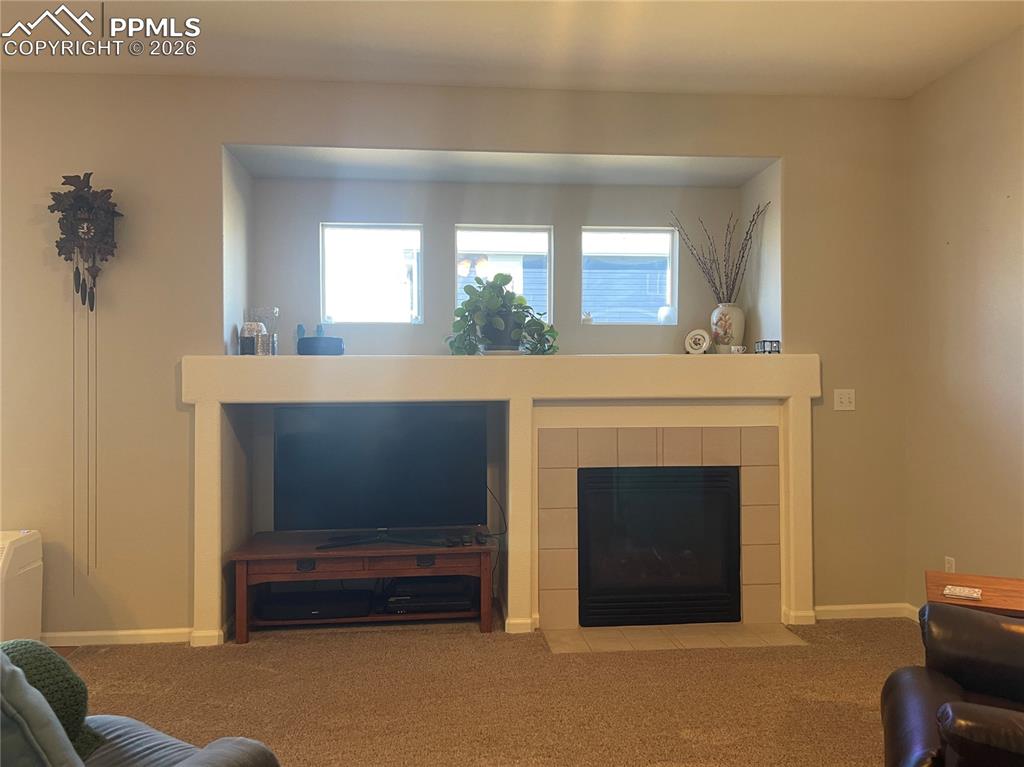 Image 2 of 19: Living Room