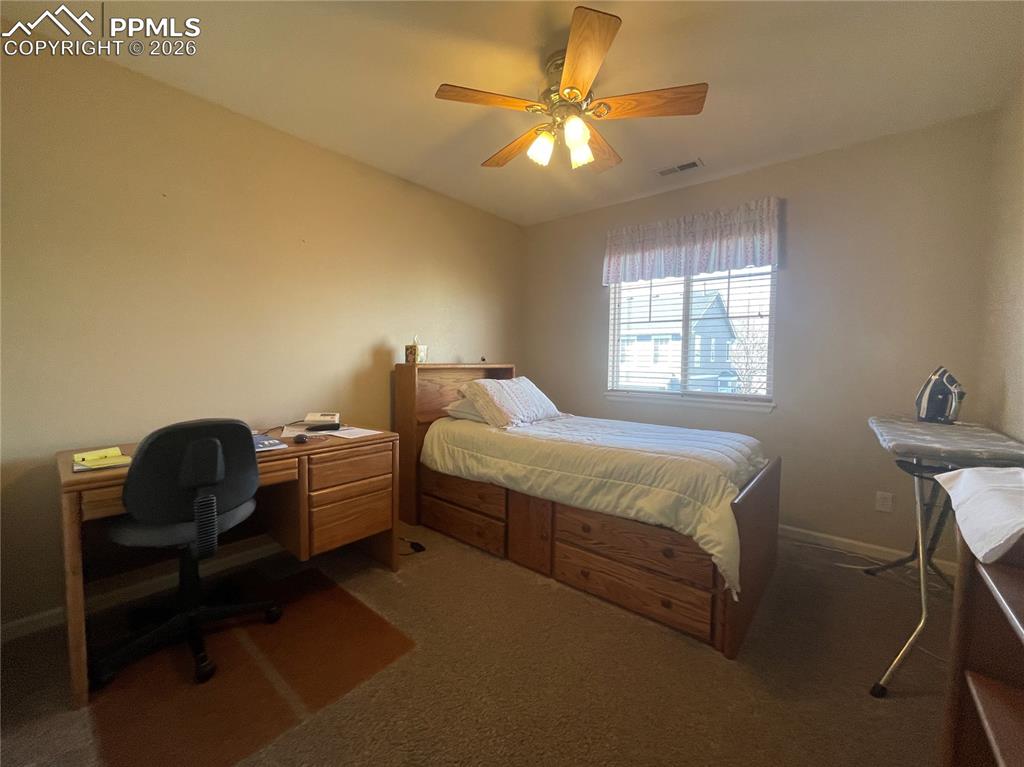 Image 9 of 19: Bedroom