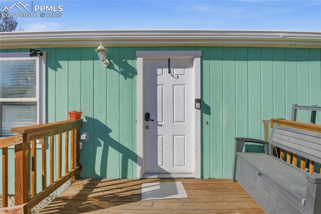 Image 1 of 25: Entry