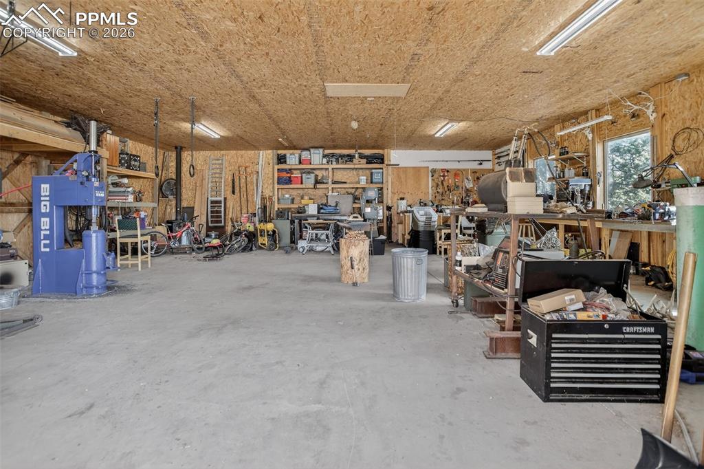 Image 39 of 50: Barn