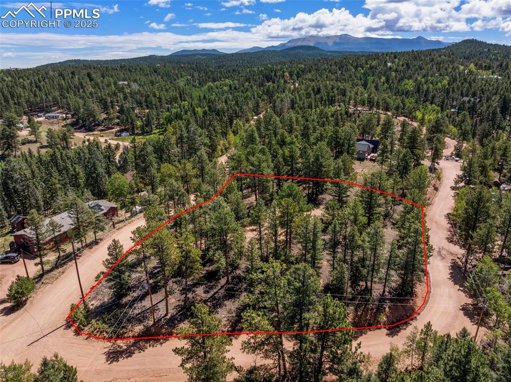 Image 21 of 24: Property Lines are Approximate and not a survey