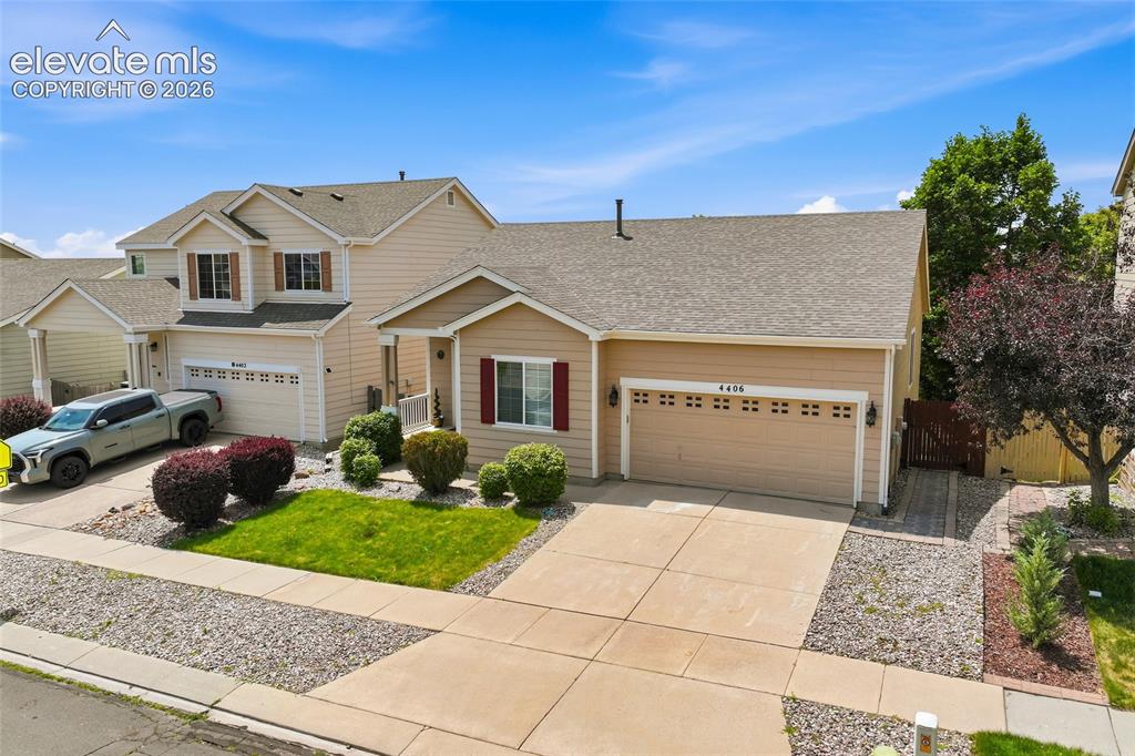 Image 29 of 45: Expansive backyard featuring a manicured lawn, established perimeter fencin