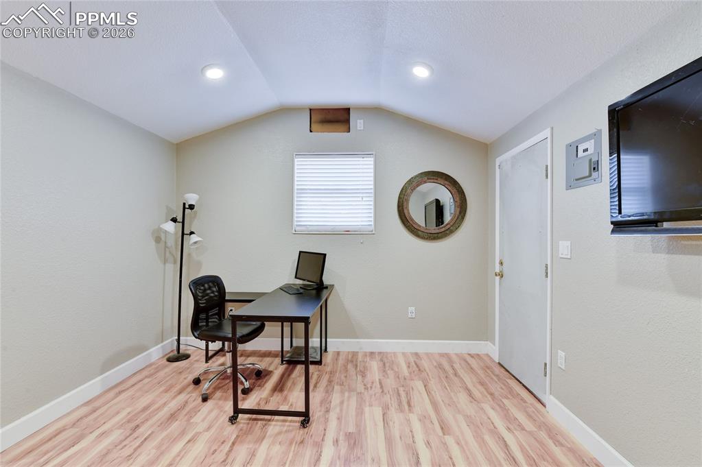 Image 29 of 29: Bonus room behind garage