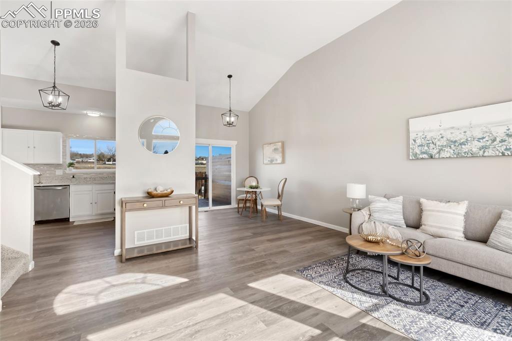 Image 3 of 17: Living Room