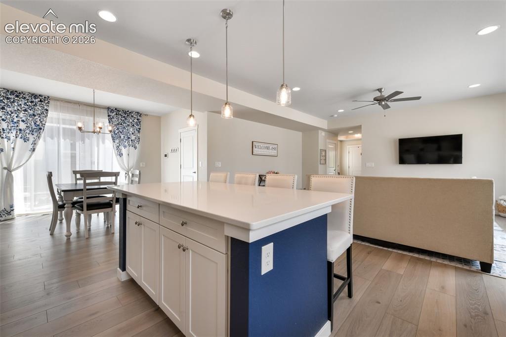Image 11 of 50: Kitchen