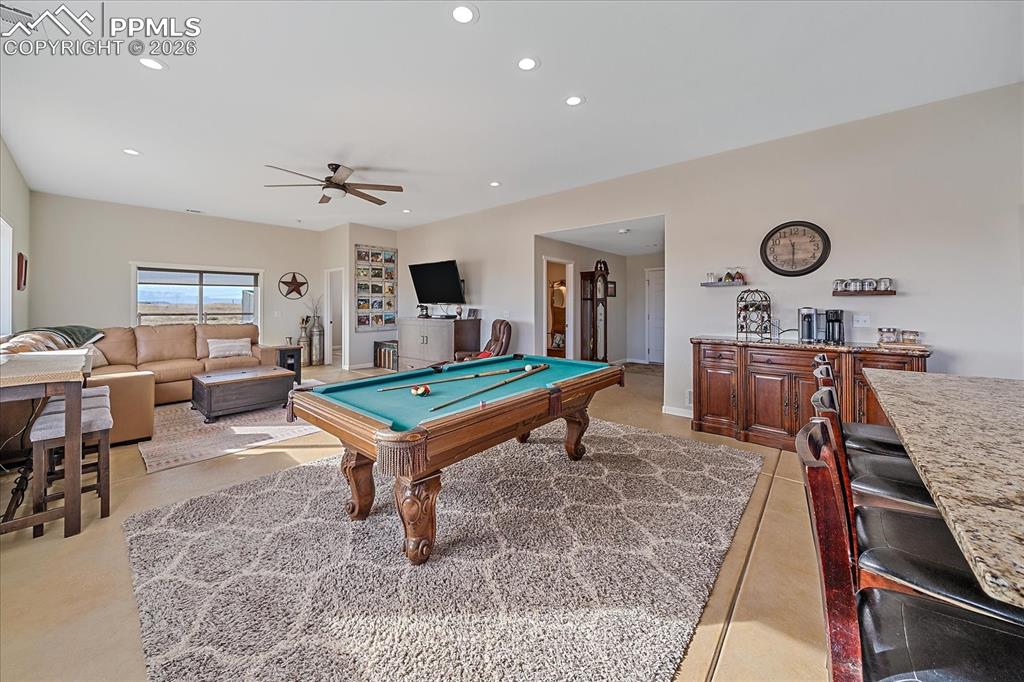 Image 32 of 50: Game Room