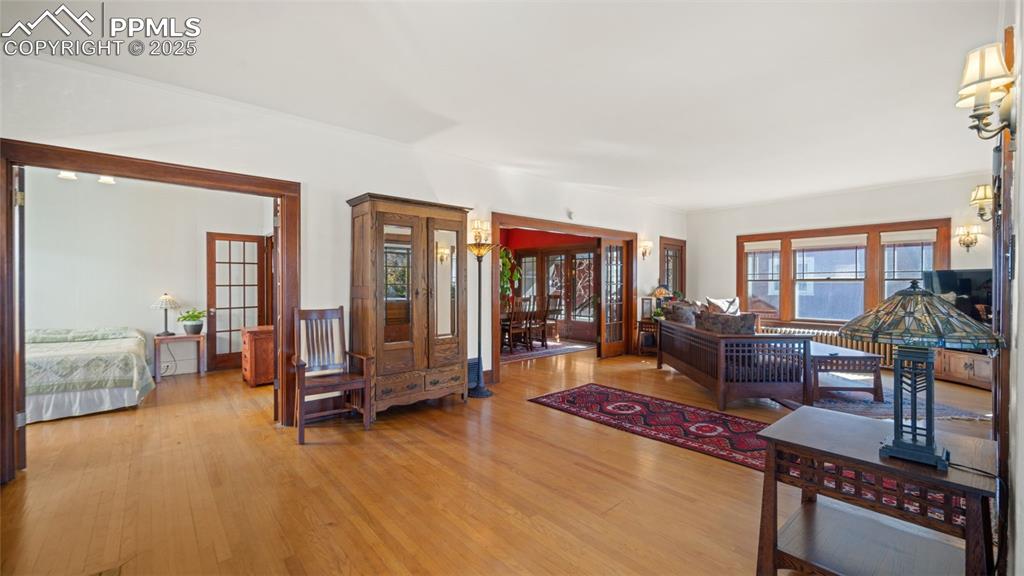 Image 11 of 43: Living Room