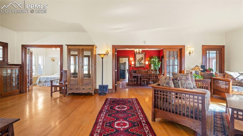 Image 14 of 43: Living Room