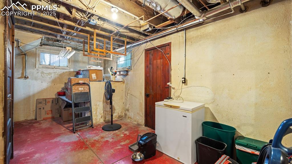 Image 29 of 43: Basement