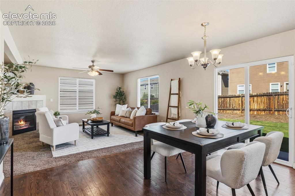 Image 11 of 35: Dining Area