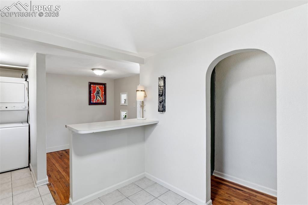 Image 12 of 49: Dining Room