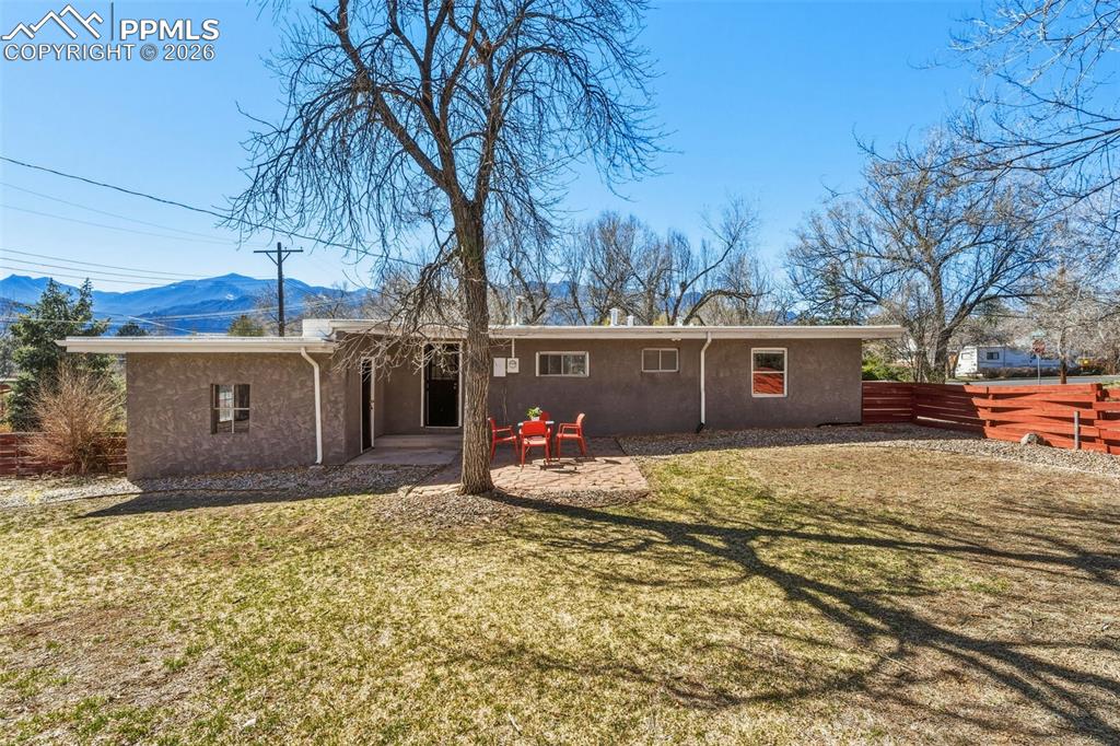 Image 43 of 49: Back of Structure