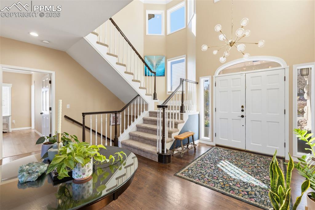 Image 11 of 48: Entry