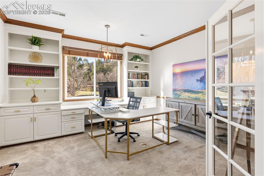 Image 23 of 48: Office