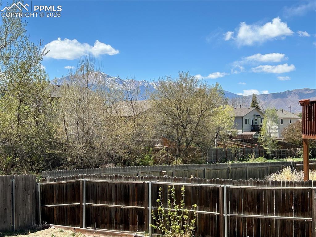 Image 19 of 22: View