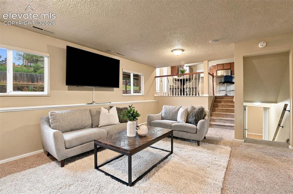 Image 15 of 26: Living Room