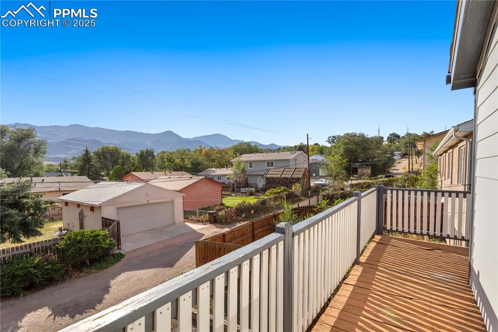 Image 27 of 38: unit B