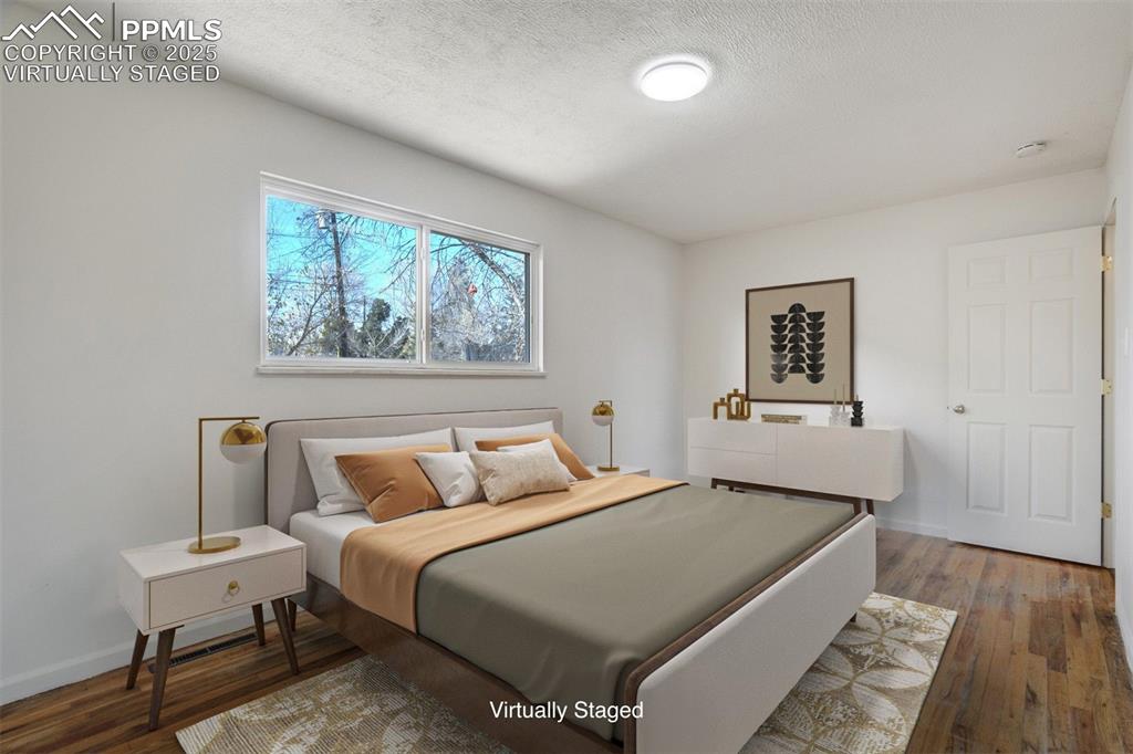 Image 12 of 34: Virtually staged