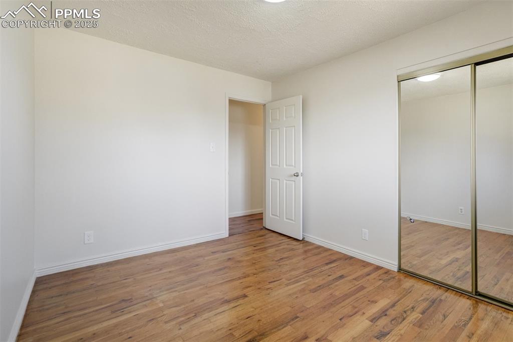 Image 15 of 34: Bedroom