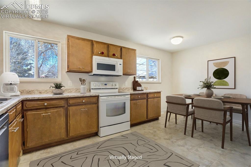 Image 9 of 34: Virtually staged