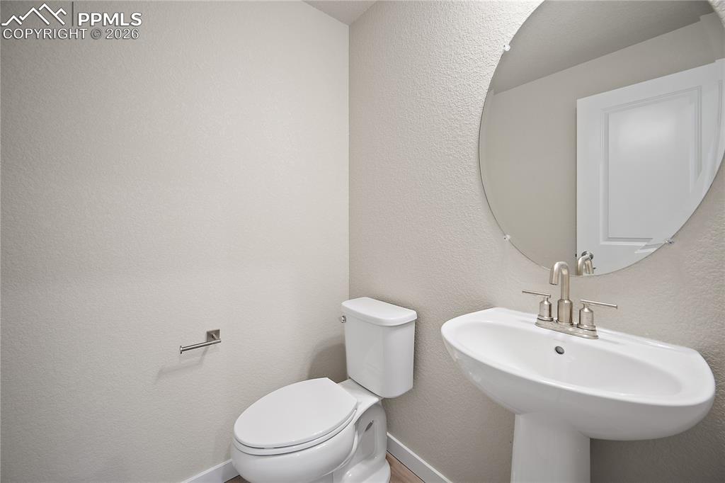 Image 8 of 37: Bathroom