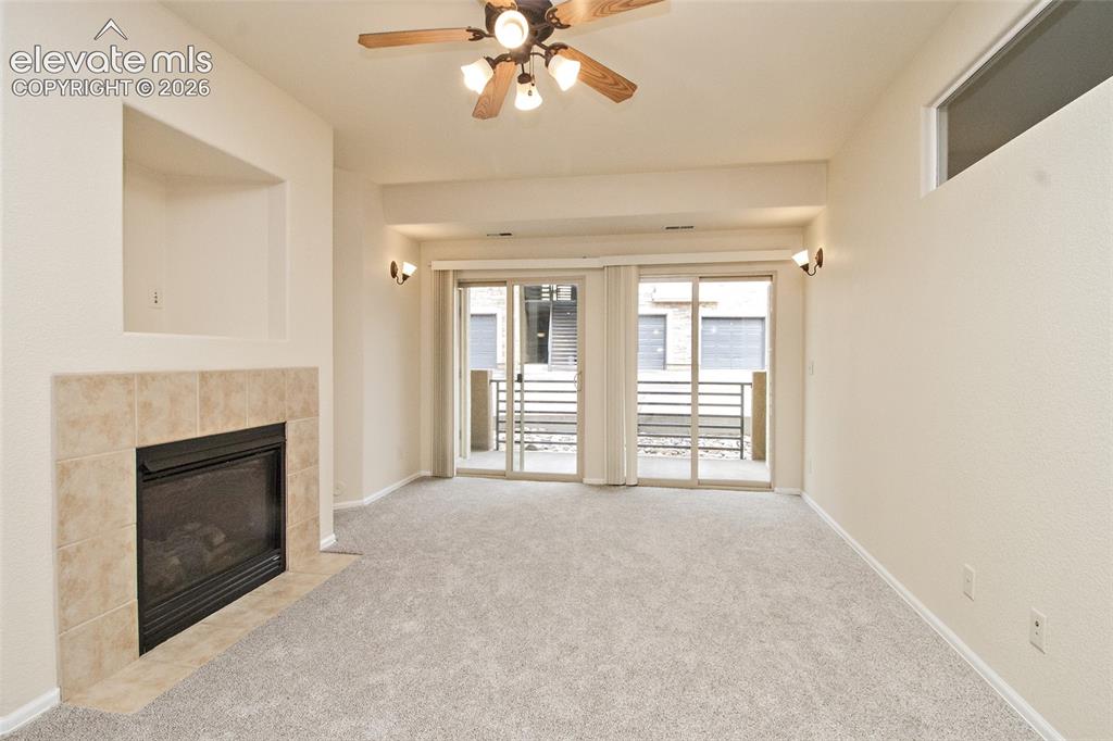 Image 11 of 44: Living Room