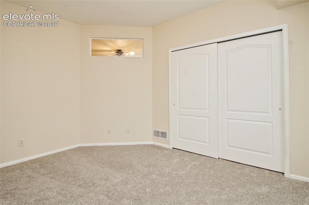 Image 32 of 44: Bedroom