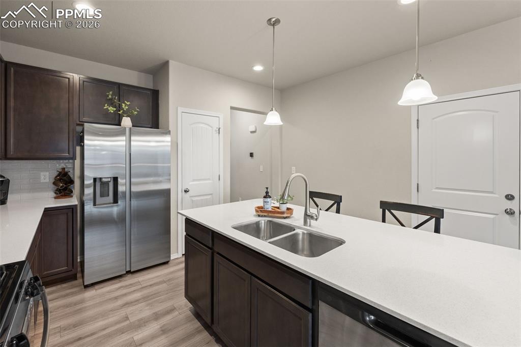 Image 10 of 37: Kitchen