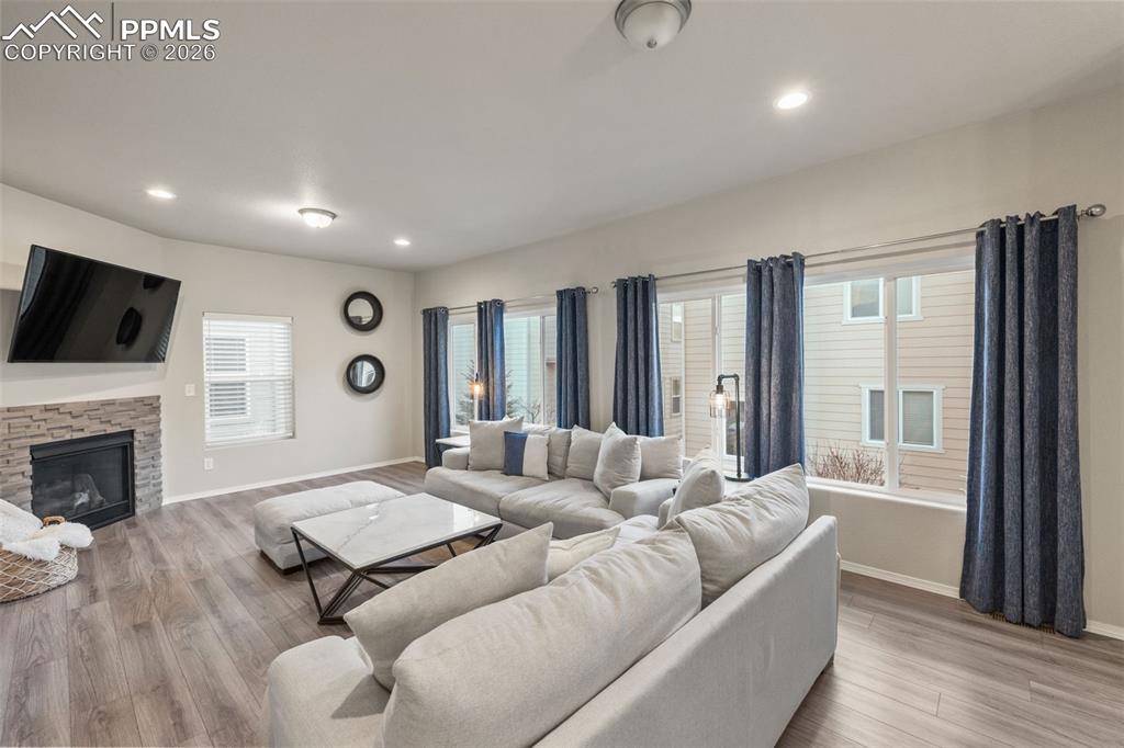 Image 17 of 37: Living Room