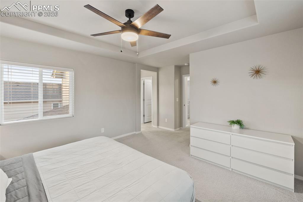 Image 23 of 37: Bedroom